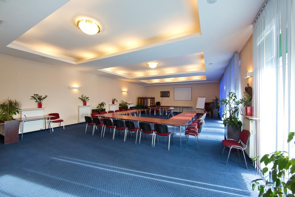 Hotel Kameralny Kielce Exterior photo